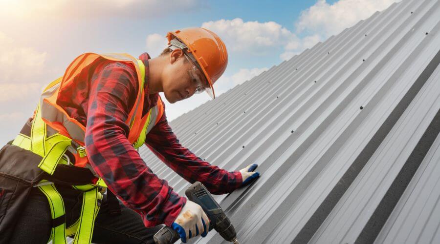 Expert top industrial roofings services in Farmersville, IL